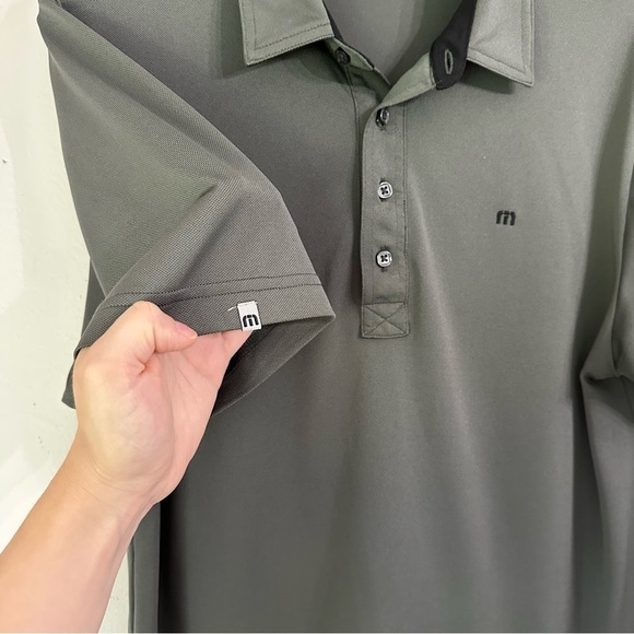 Travis Mathew Gray Polo shirt Medium - Picture 6 of 10
